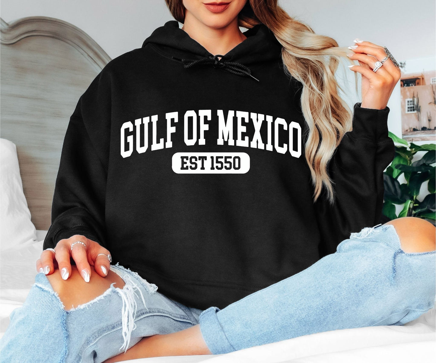 California Santa Monica Surf Club Hoodie - Vintage Route 66 Hooded Sweatshirt, Retro Surf Aesthetic Pullover, Coastal Sunset Hoodie, California Road Trip Apparel