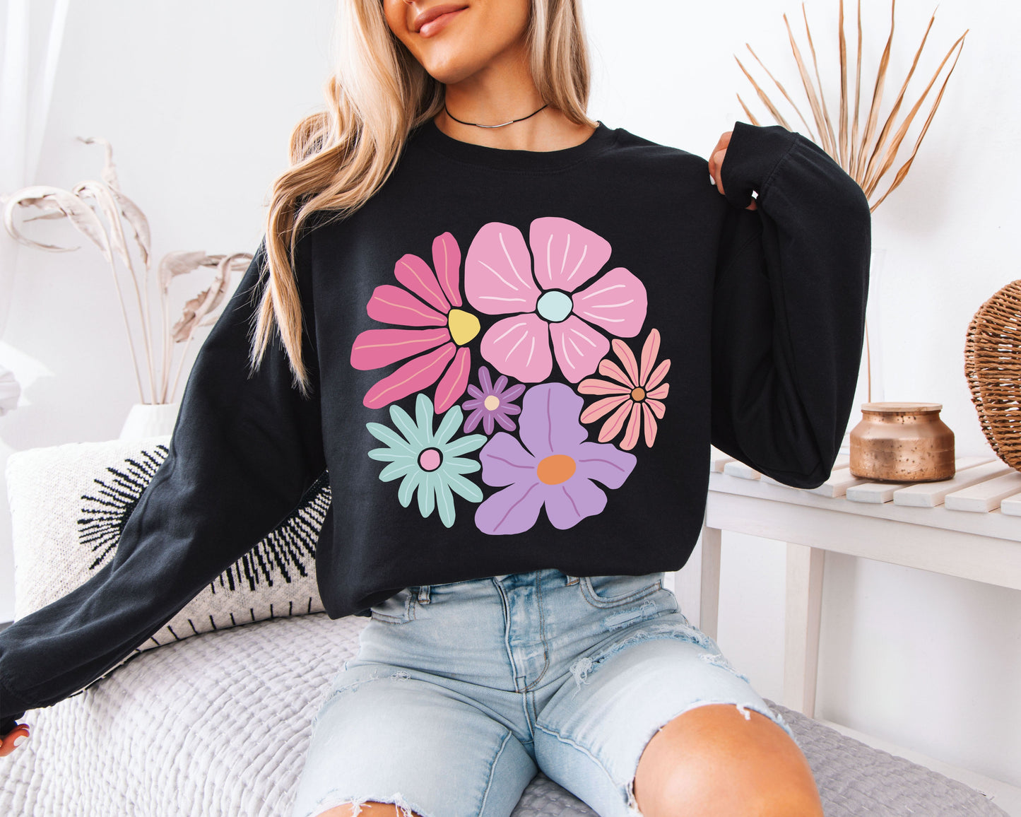Soft Bloom Garden Sweatshirt – Cozy Botanical Graphic Crewneck, Relaxed Fit Nature Inspired Floral Pullover for Everyday Wear
