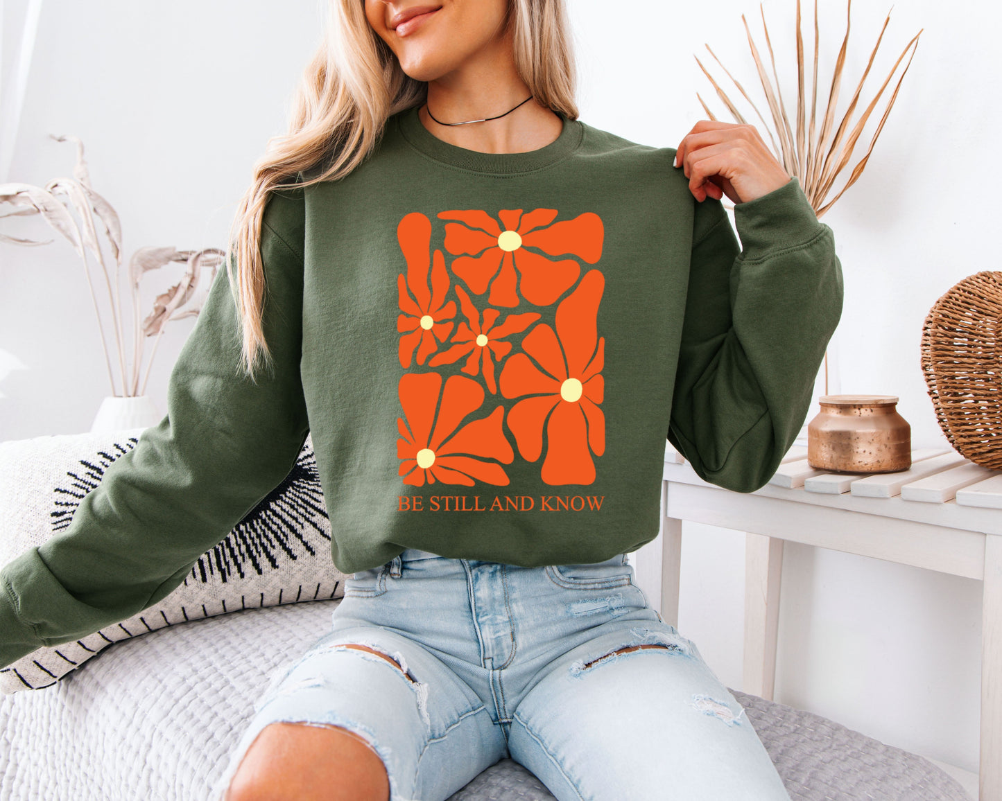 Aesthetic Floral Comfort Sweatshirt, Easy Casual Layer, Flower Illustration Crewneck Sweatshirt