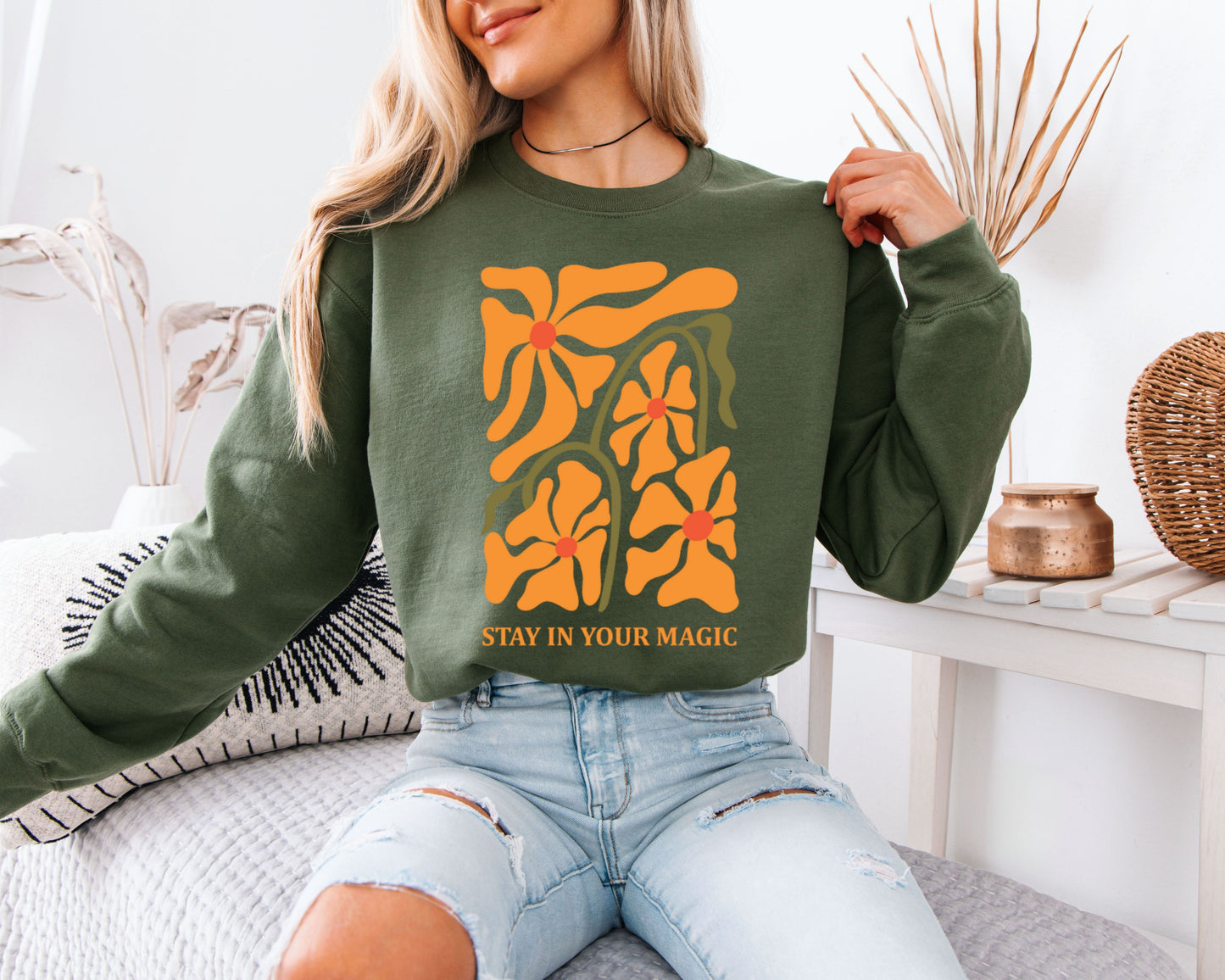 Nature Walk Sweatshirt, Wildflower Illustration Crewneck Pullover, Relaxed Casual Top