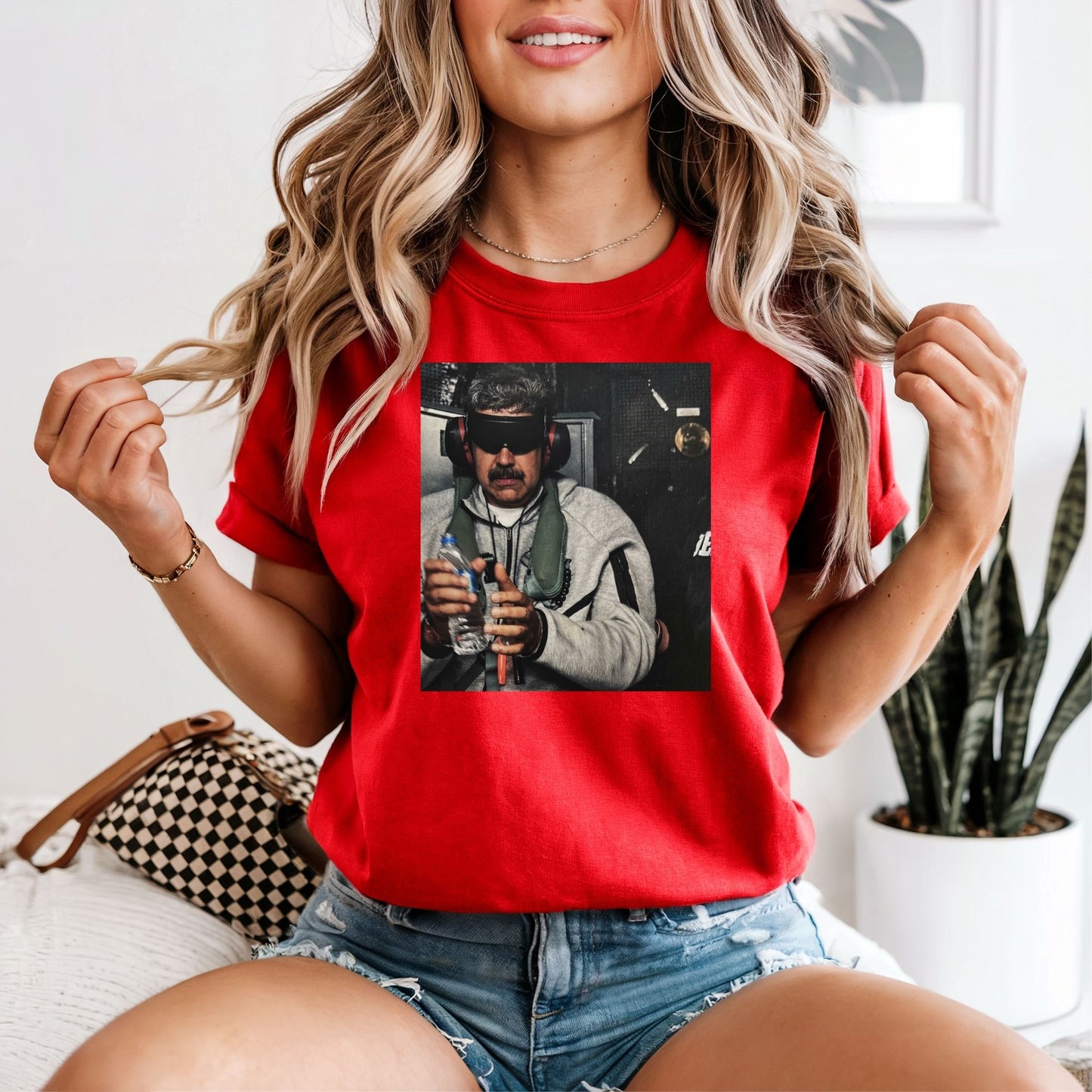 Maduro Arrest T-Shirt – Democracy and Freedom Protest Statement | Unisex