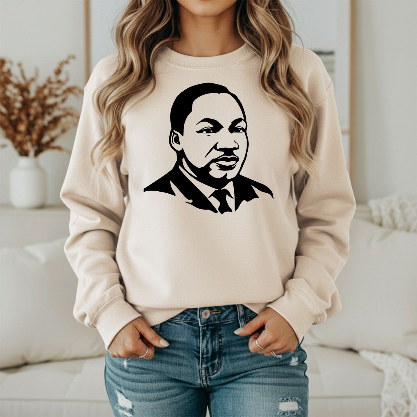 Martin Luther King Jr. Iconic Quote Sweatshirt – Freedom Statement