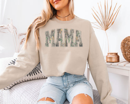 Mama Camo Letter Sweatshirt – Cozy Mom Life Graphic Pullover