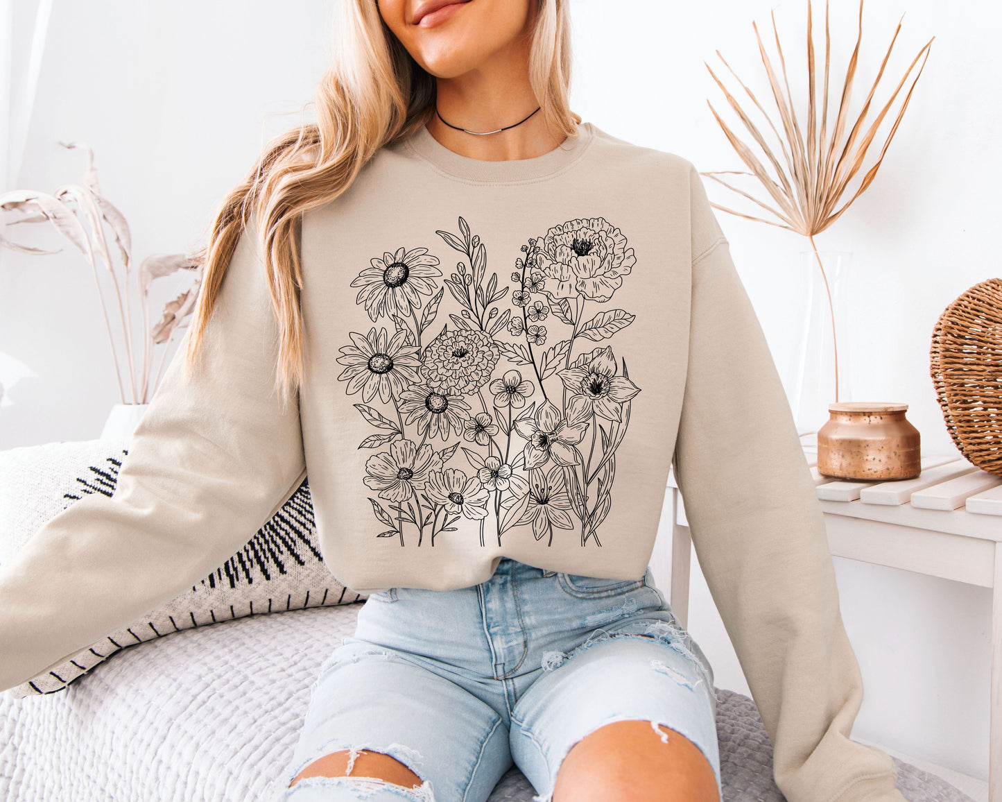 Vintage Botanical Sweatshirt, Floral Sketch Crewneck, Relaxed Fit Pullover, Nature Lover Gift