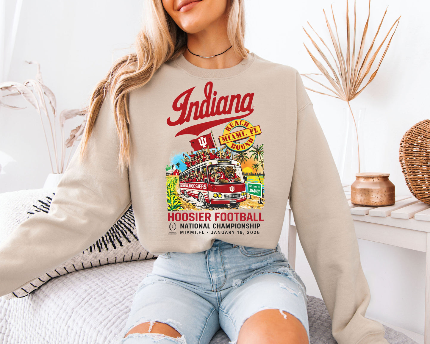 Indiana Hoosiers Football Graphic Sweatshirt – Retro College Game Day Unisex Pullover, Vintage Sports Aesthetic