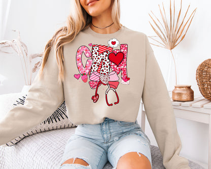 CNA Valentine’s Day Sweatshirt | Cute Nursing Stethoscope Crewneck | Heart Pattern Gift for Nurse