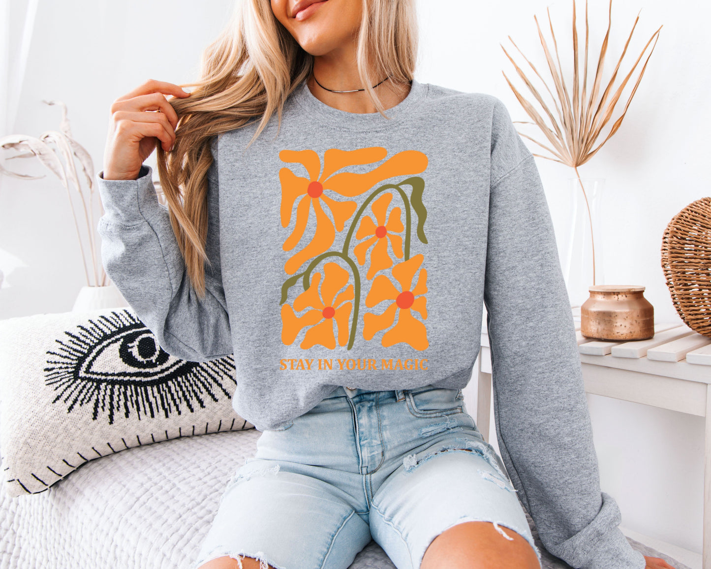 Nature Walk Sweatshirt, Wildflower Illustration Crewneck Pullover, Relaxed Casual Top