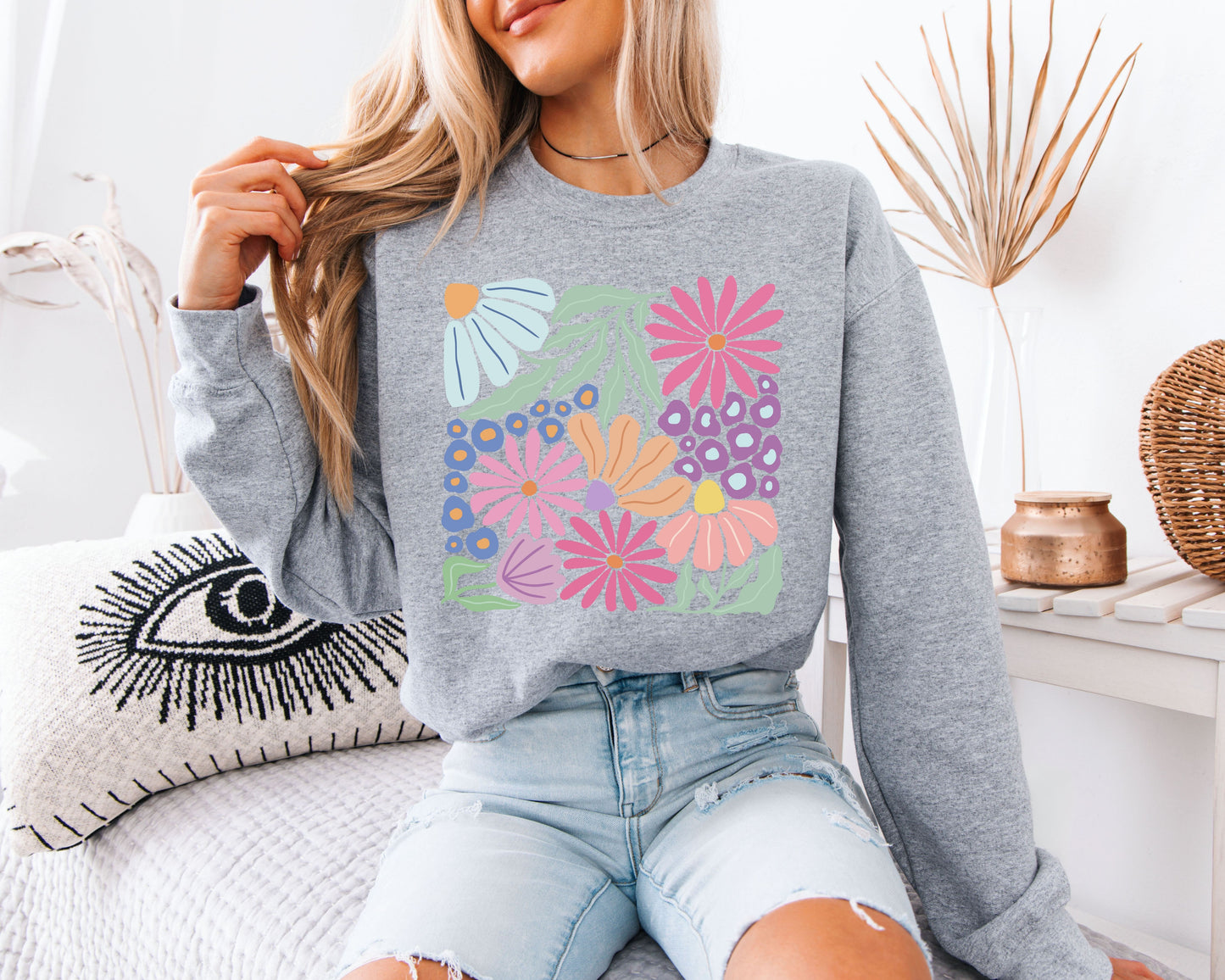 Retro Botanical Blossom Hoodie – Colorful Flower Art Pullover, Relaxed Fit Cozy Sweatshirt, Plant Lover Streetwear
