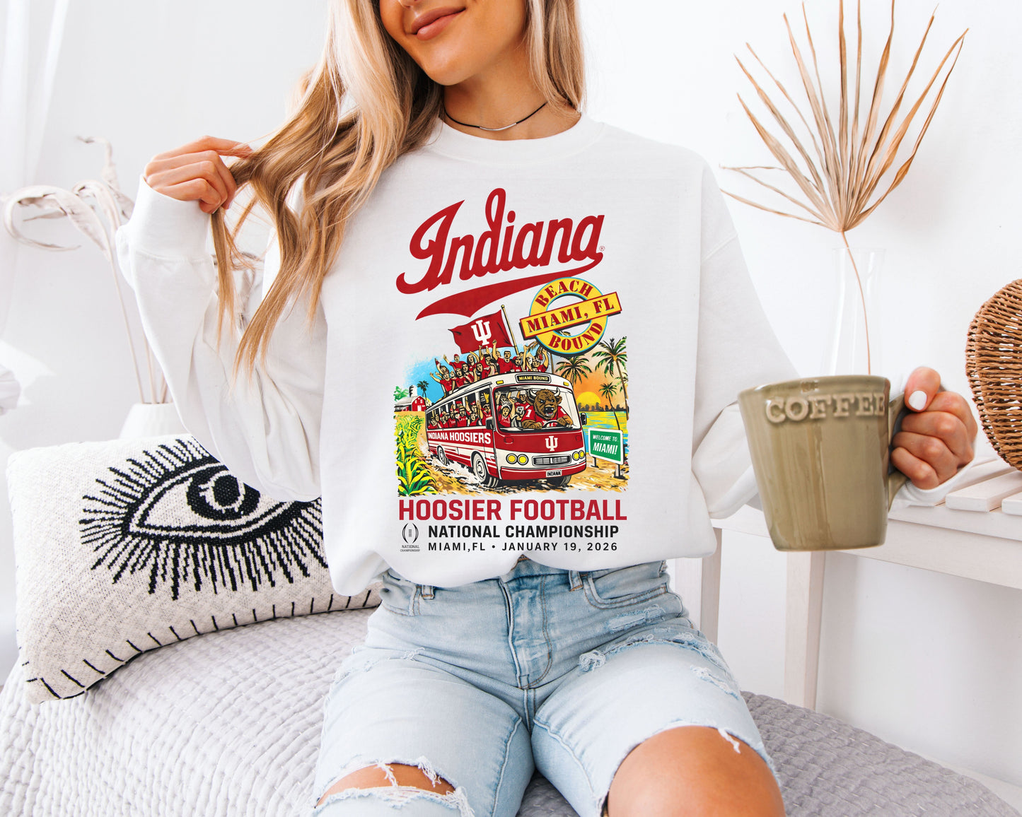 Indiana Hoosiers Football Graphic Sweatshirt – Retro College Game Day Unisex Pullover, Vintage Sports Aesthetic