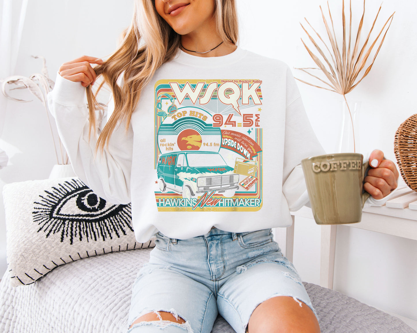 WSQK 94.5 FM Hawkins Sweatshirt, Retro Radio Van Graphic, 80s Nostalgia Unisex Crewneck, Sci-Fi TV Fan Apparel
